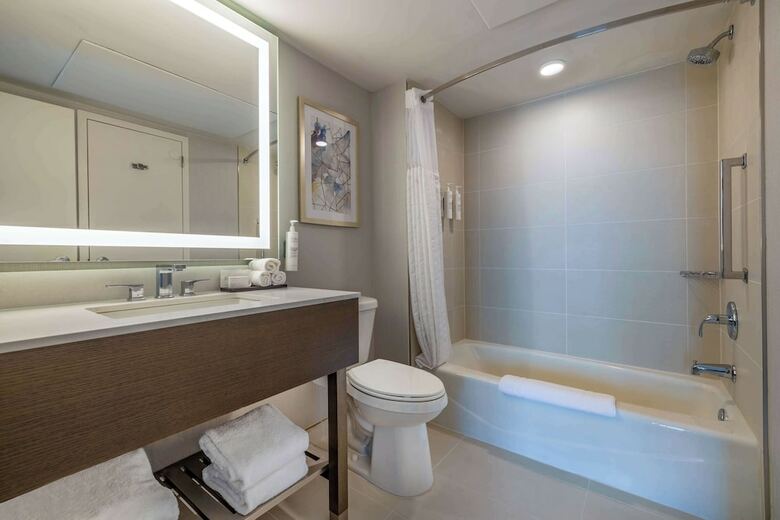 Hotel Embassy Suites Tulsa - I-44