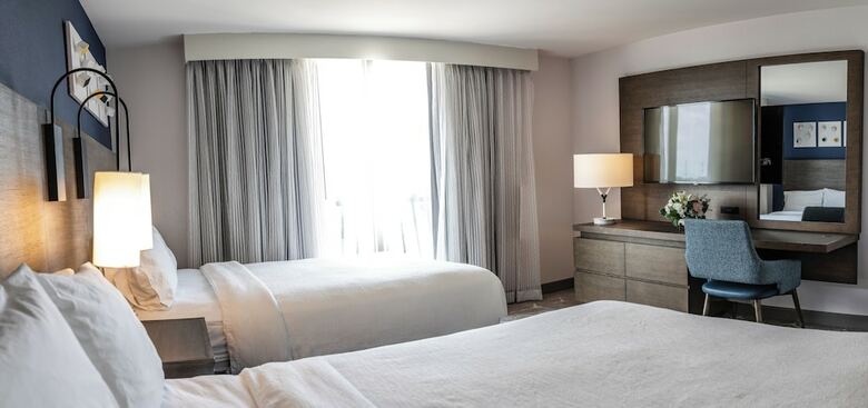 Hotel Embassy Suites Tulsa - I-44