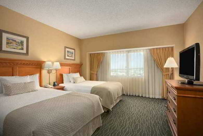 Hotel Embassy Suites Monterey Bay - Seaside