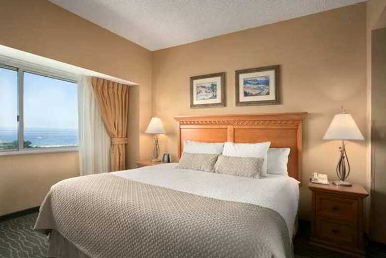 Hotel Embassy Suites Monterey Bay - Seaside
