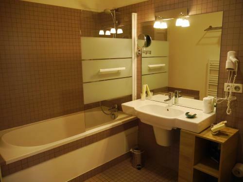 Hotel Auberge Du Ch�teau Bleu