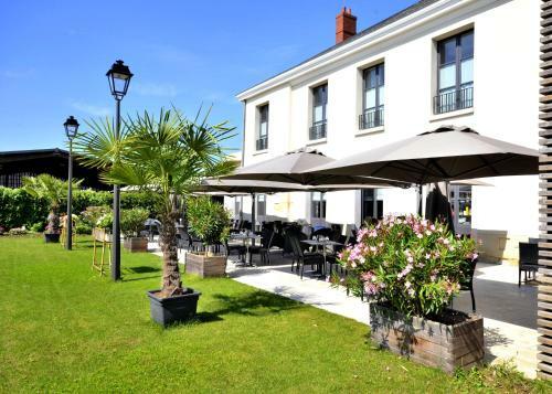 Hotel Auberge Du Ch�teau Bleu