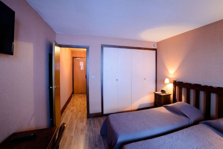 Hotel H�tel Le Pourteilh