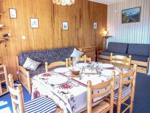 Apartment Cote Louve