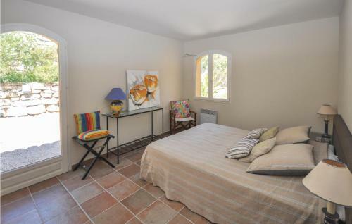 Five-bedroom Holiday Home In Les Adrets D L�esterel