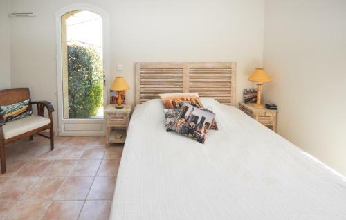 Five-bedroom Holiday Home In Les Adrets D L�esterel