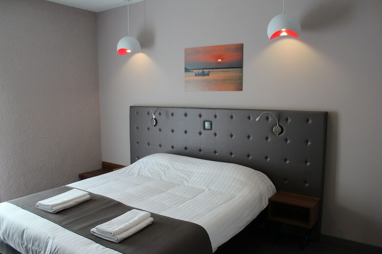 Hotel Sur Le Quai