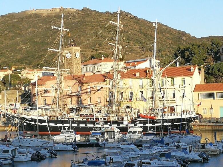 Hotel Sur Le Quai