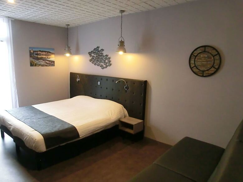 Hotel Sur Le Quai