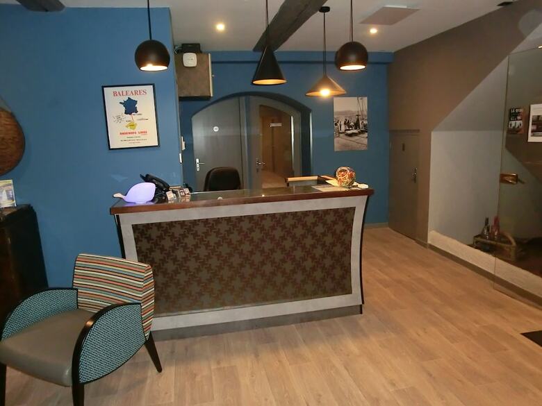 Hotel Sur Le Quai