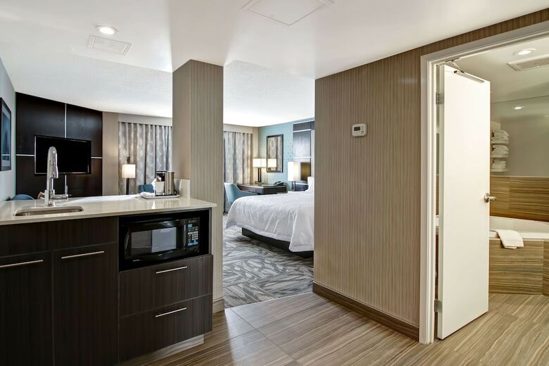 Hotel Hampton Inn & Suites Calgary-airport Canada
