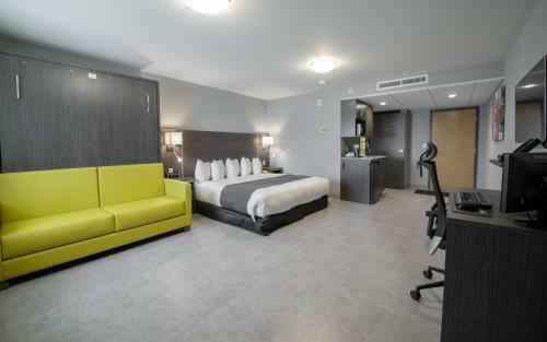Hotel H�tel & Suites Le Dauphin Qu�bec