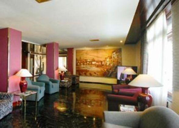 Hotel Rey Sancho Ramirez