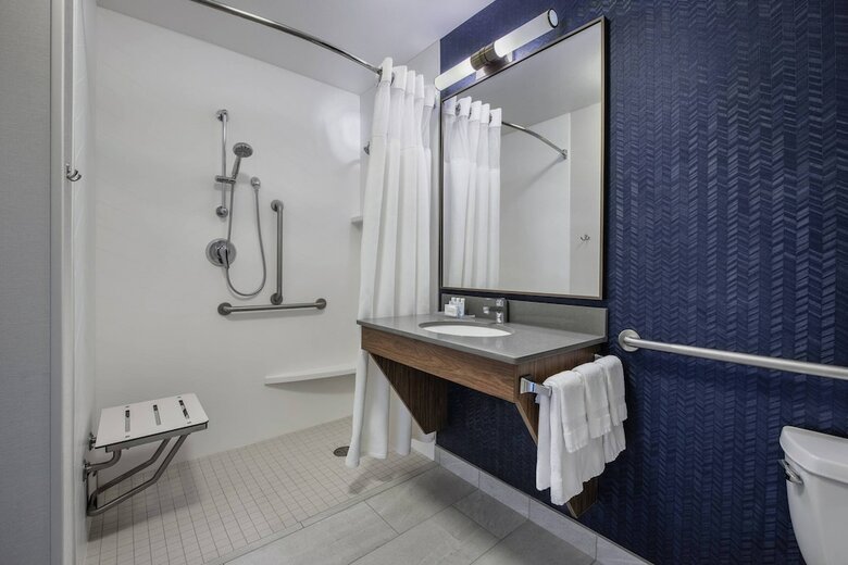 Hotel Fairfield Inn & Suites By Marriott Kelowna - Studio Suite Cb