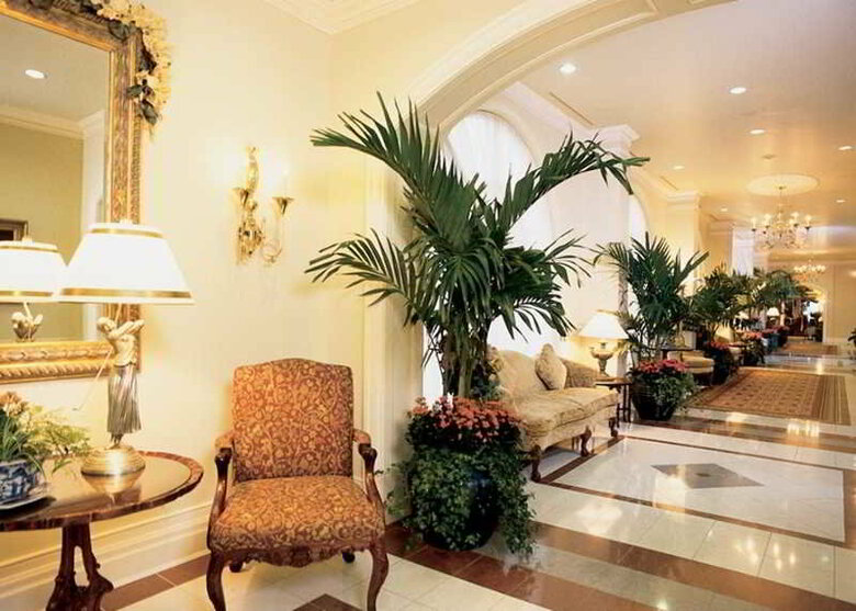 Hotel Queen's Landing Inn- Traditional Room