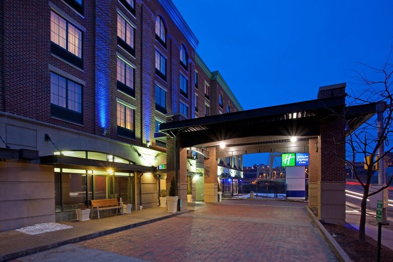 Holiday Inn Express Hotel & Suites Pittsburgh-south Side