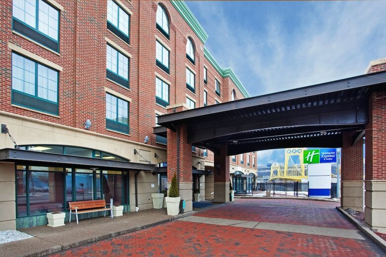 Holiday Inn Express Hotel & Suites Pittsburgh-south Side