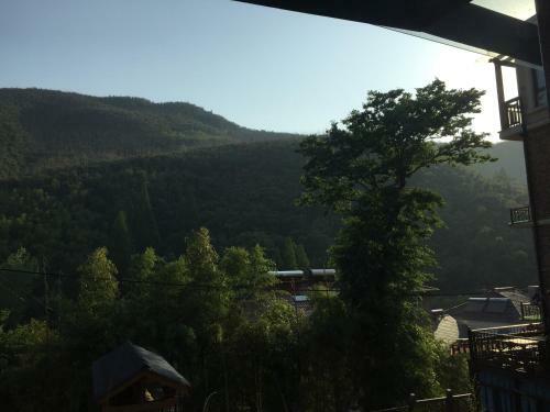 Guyue Resort