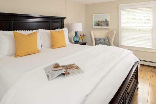Bed & Breakfast Candleberry Inn On Cape Cod