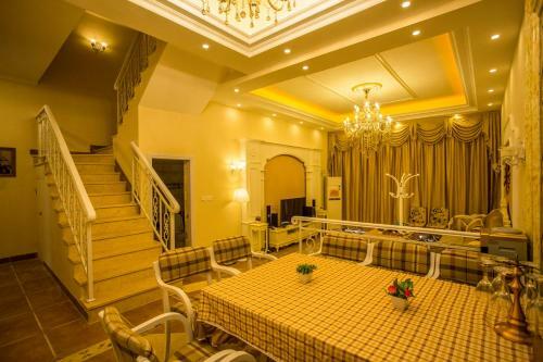 Qing Yuan Gap Pin Hui Ai Li She Spa Villa