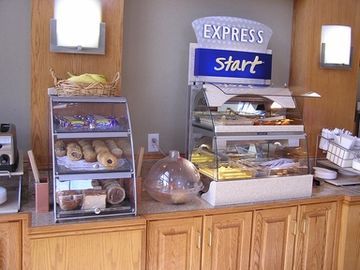 Holiday Inn Express Hotel & Suites Raleigh-wakefield