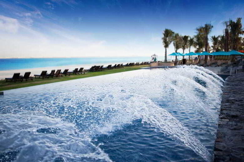 Hotel Palm Tree Court  Spa