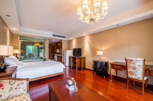Taihu Lake King Apartment