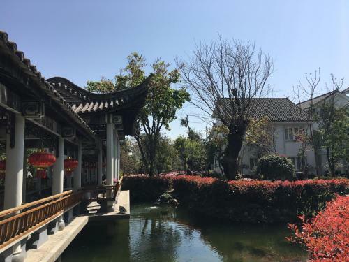 Gu Rong Hotel