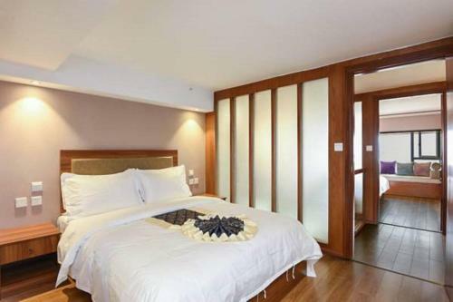 Dali Erhai Longwan Holiday Hotel