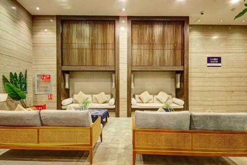 Dali Erhai Longwan Holiday Hotel