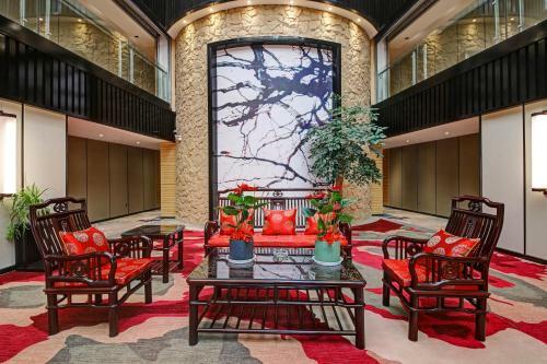 Dali Erhai Longwan Holiday Hotel
