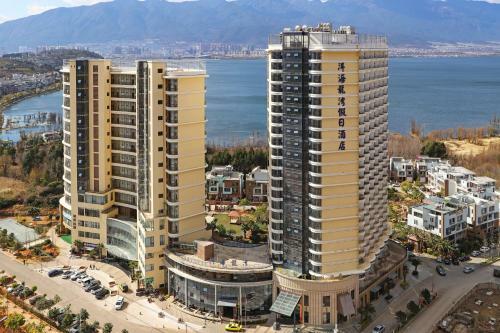Dali Erhai Longwan Holiday Hotel