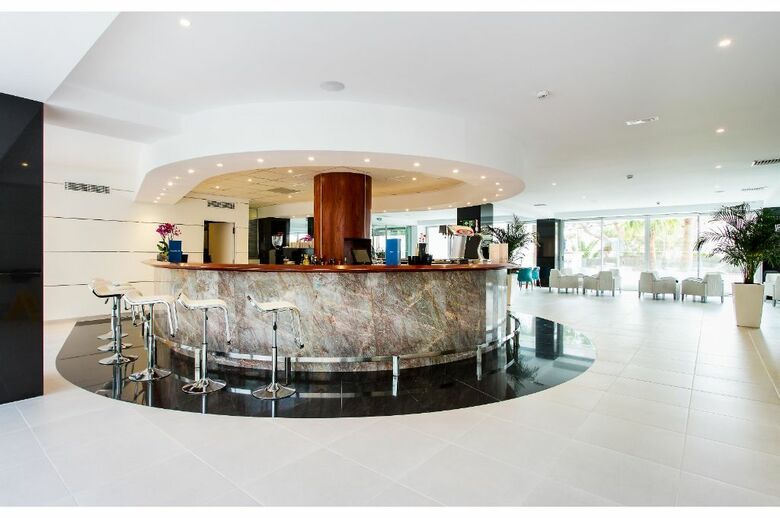 Reverence Life Hotel - Adults Only