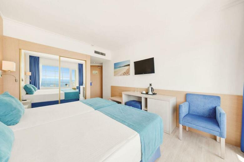 Hotel Agua Beach