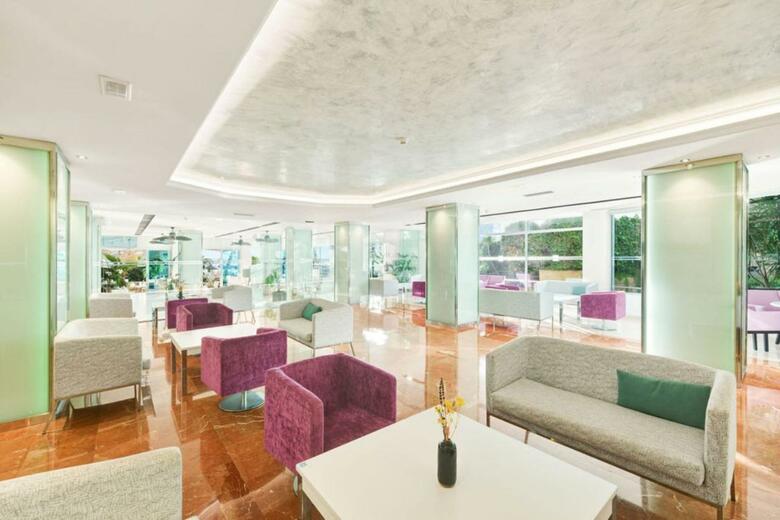 Hotel Agua Beach