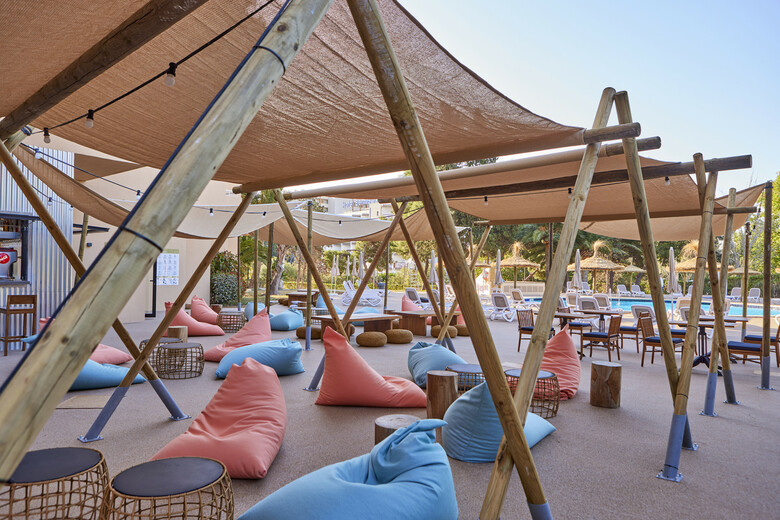 Hotel Tent Palmanova