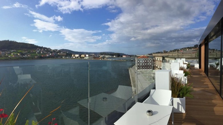 Hotel Urban Viveiro