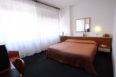 Santin Hotel