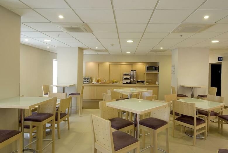 Hotel City Express Lazaro Cardenas