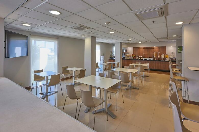 Hotel City Express Lazaro Cardenas