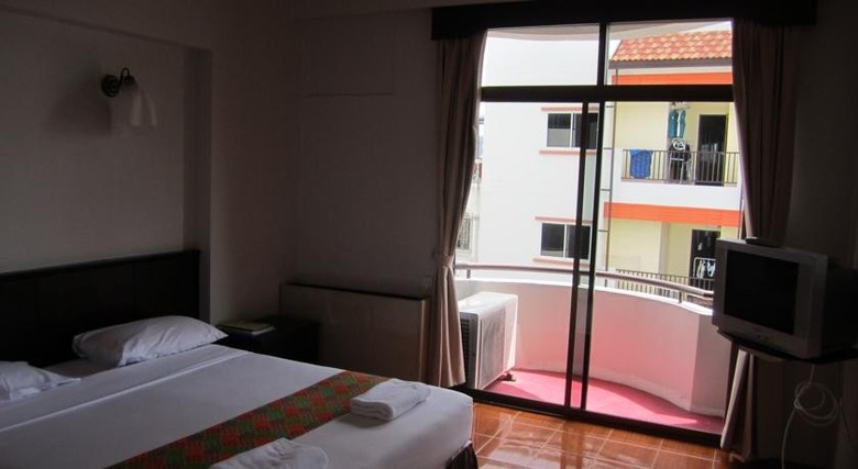 Rome Place Hotel