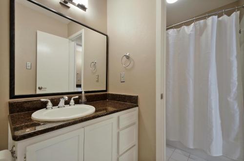 Apartamento Downtown Condo 301