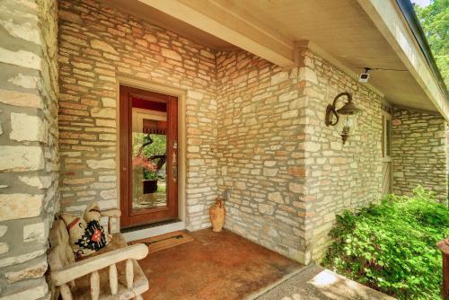 Hill Country Villa