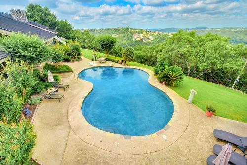 Hill Country Villa
