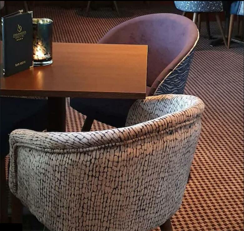 Carlton Shearwater Hotel