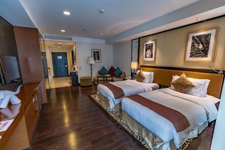 Hotel Somerset Greenways