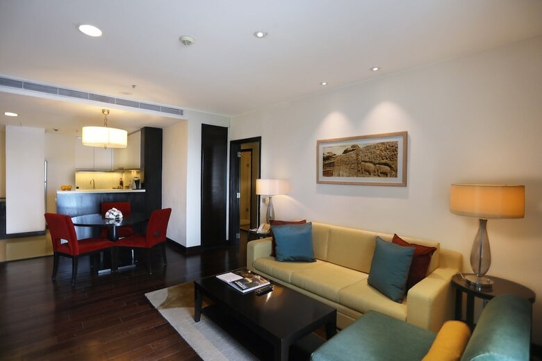 Hotel Somerset Greenways
