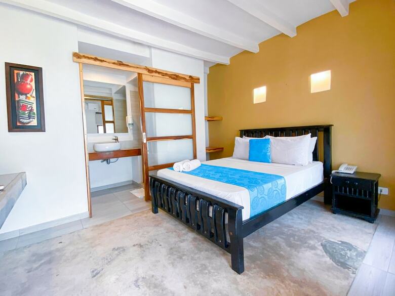 Hotel Sansiraka