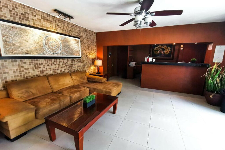 Hotel Colonial Canc�n