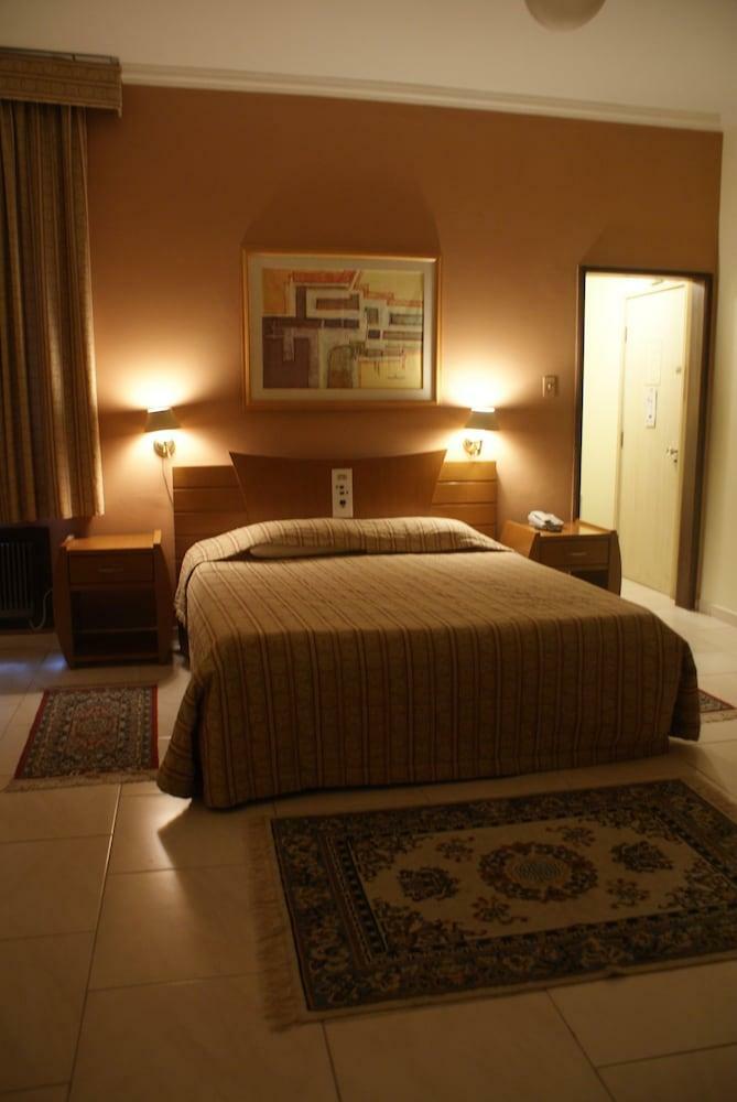 Hotel Del Rey